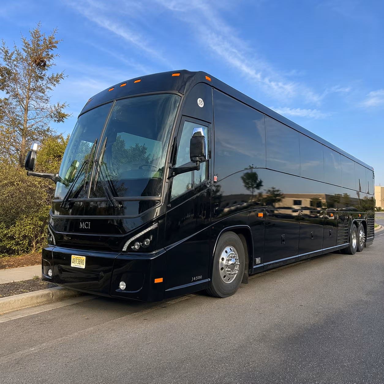 cincinnati to louisville for the kentucky derby book your bus before it sells out